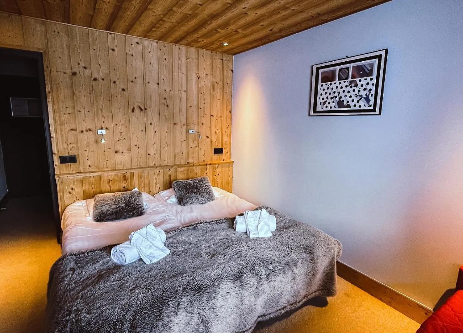Chalet Les Rhodos Cordon Hotel
