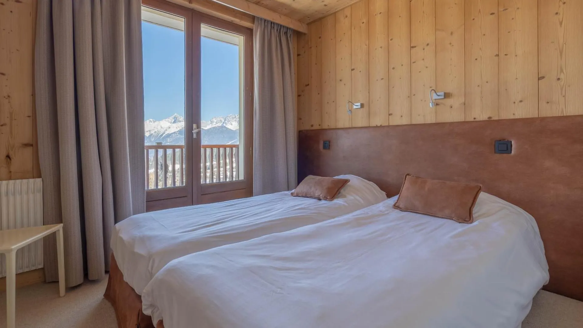 Chalet Les Rhodos Cordon 3*,