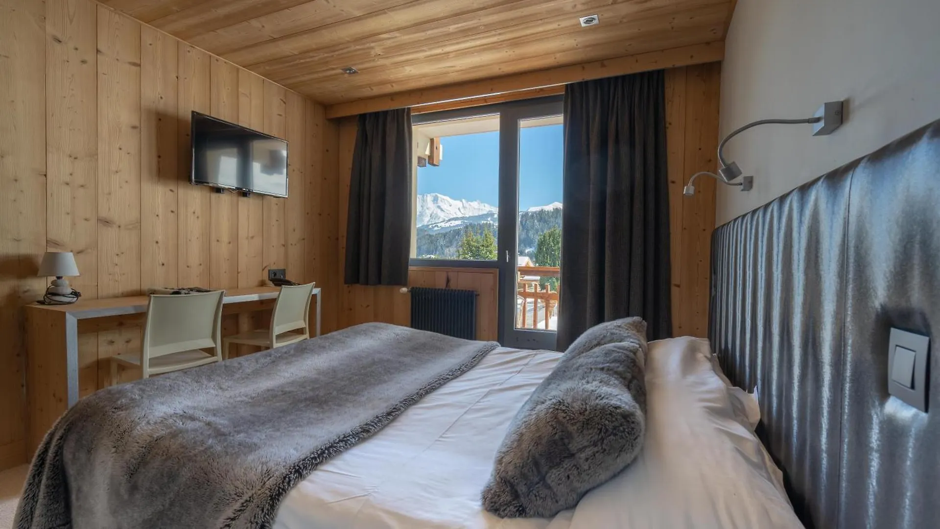Chalet Les Rhodos Cordon Hotel