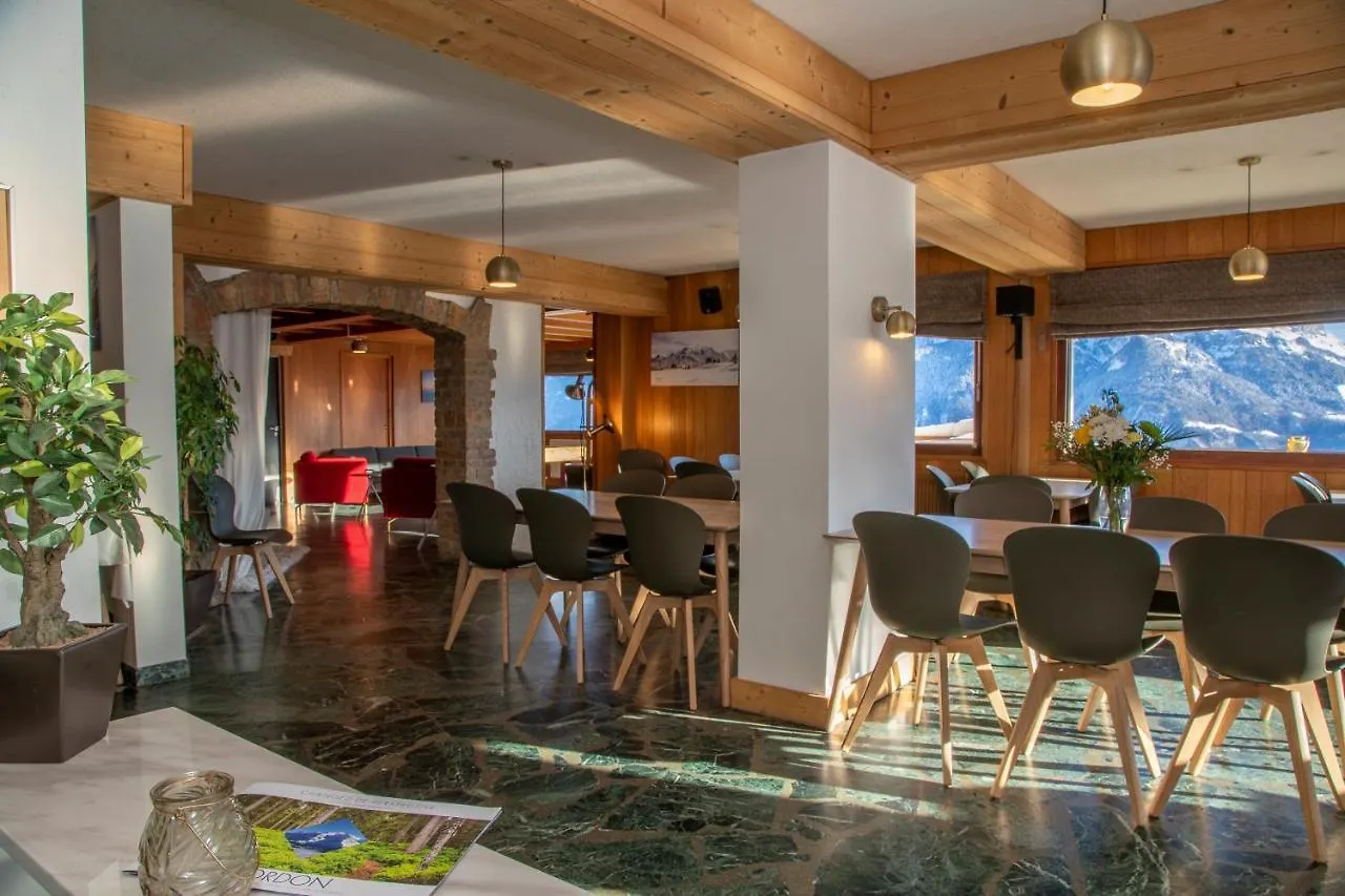 Chalet Les Rhodos Cordon Hotel